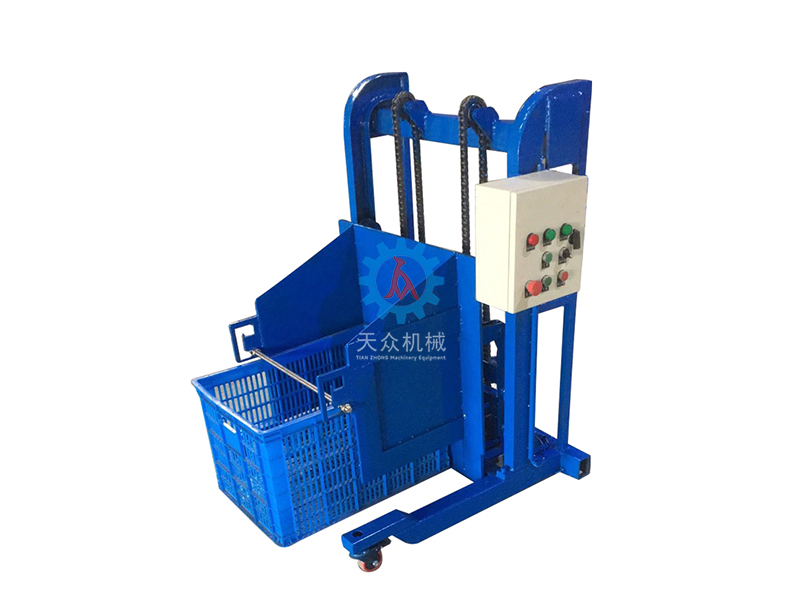 方桶提升機(jī).jpg 方桶提升機(jī).jpg